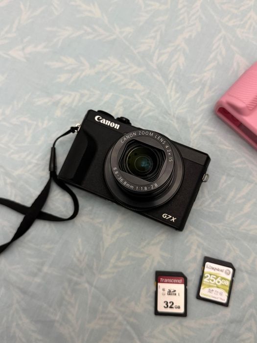 Canon G7X Mark 3