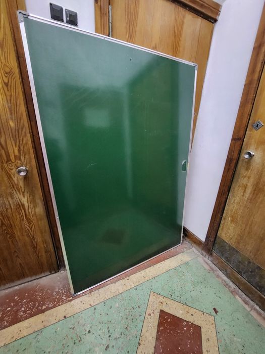 Продам меловые доски 2 шт