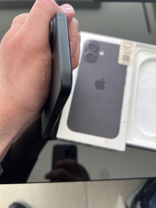 Iphone 16 black 128