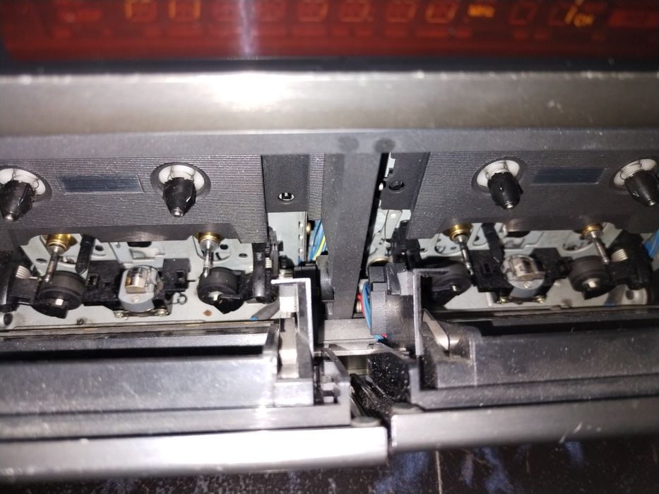 Casetofon deck Onkyo și tuner FM stereo
