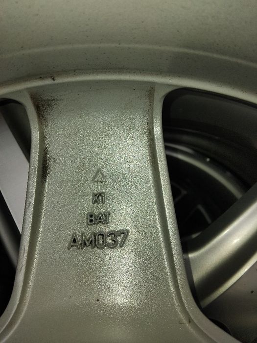 Джанти 18 цола АМГ  спорт пакет с гуми