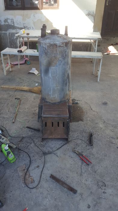 Sotiladi katyol va titan