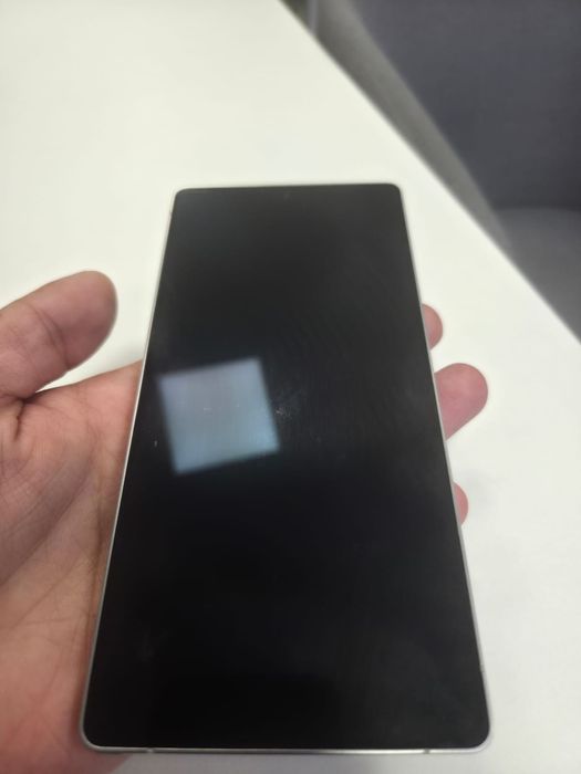 Продам Samsung S25Ultra 256 гб