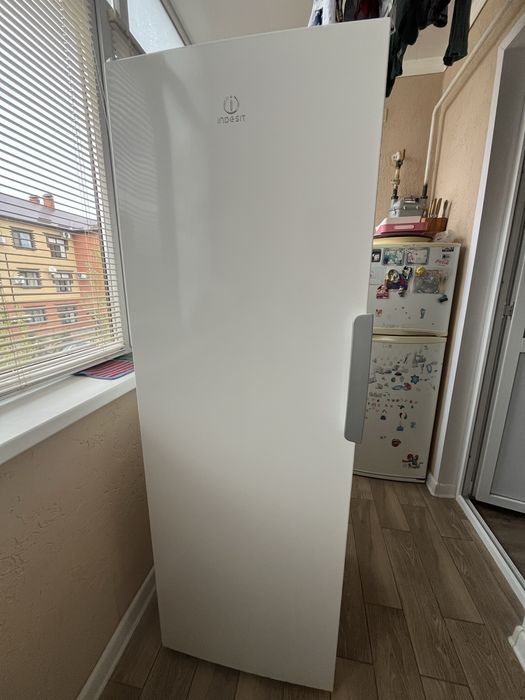 Морозильник indesit