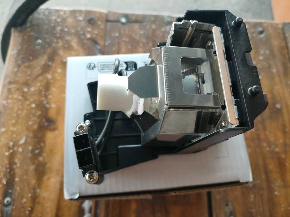 Лампа для проектора