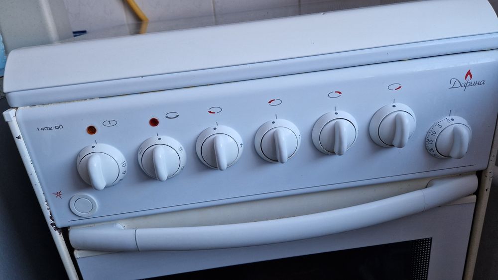 Газовая плита Дарина.