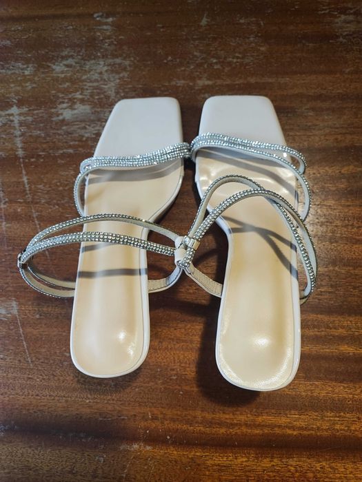 Обувки Дамски високи Токчета с блестящи кристали-Нови