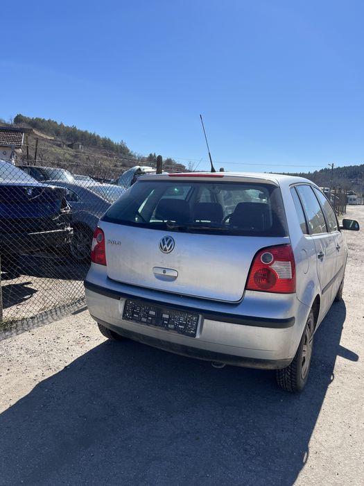 Vw polo 1.2 бензин 2004 година