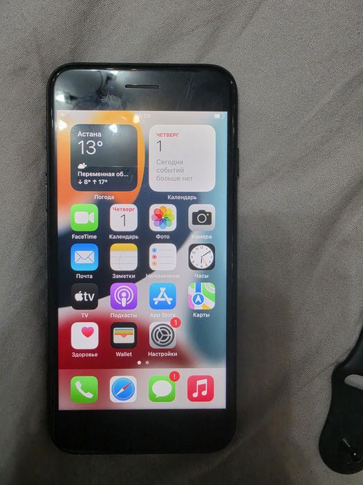 Iphone 7 32gb 76% akb