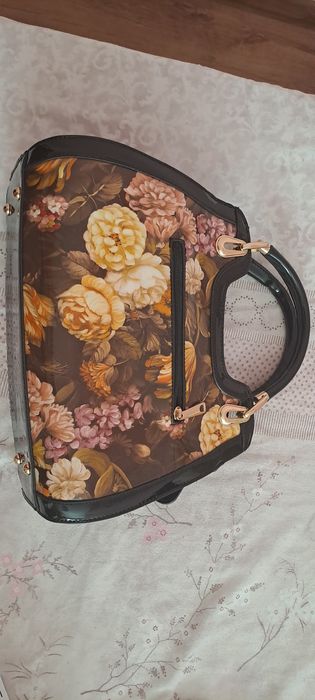 Чанта 20лв Варна