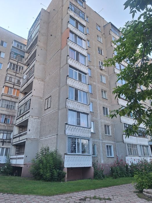 1 комнатная квартира гостичного типа в 19 мкр