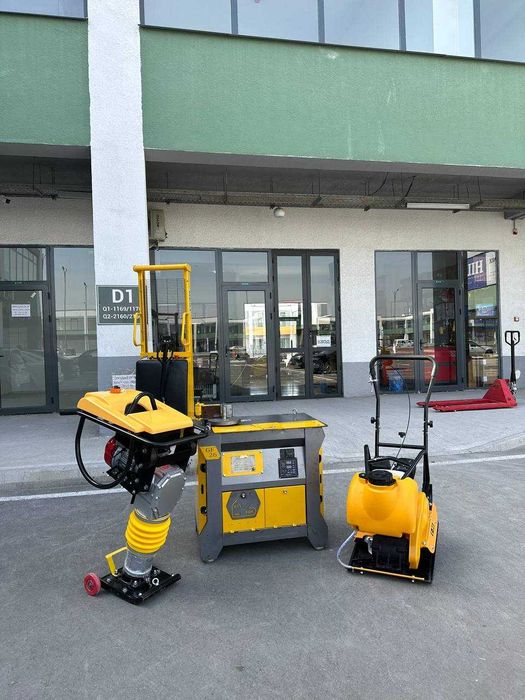 Кенгуру трамбовка аппарат суточная аренда . бензиновый виброплита