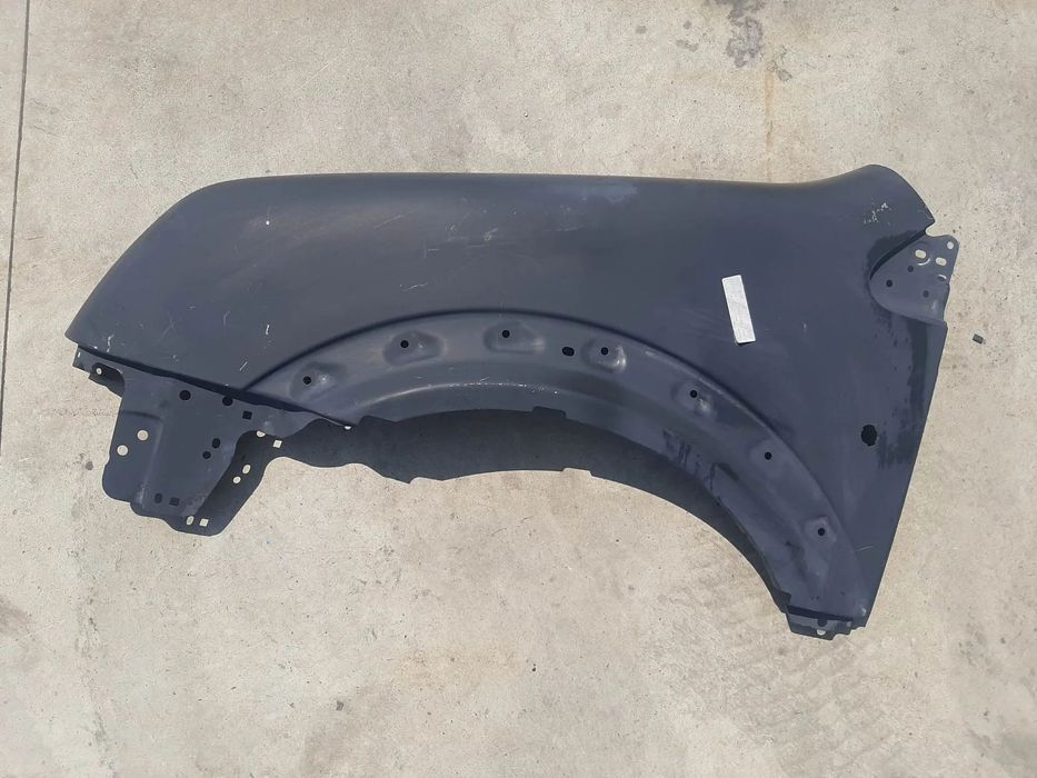 aripa stanga fata ford transit connect dupa 2002