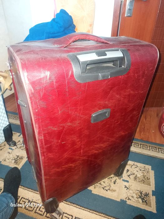 Дорожная сумка продам срочно