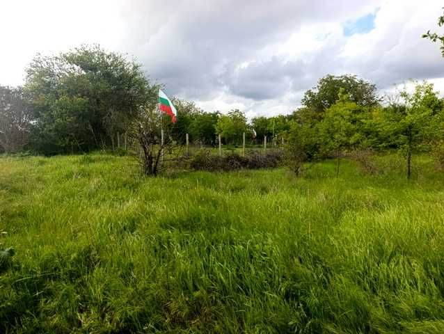 Голям парцел с площ от 2314 кв.м., в с. Храброво, общ. Балчик