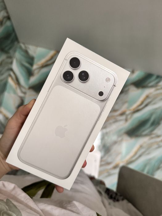 iPhone 17 pro max 512 gb