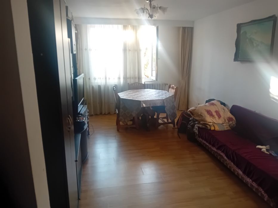 Ap 3 Cam Maratei str Progresului Parter inalt 70mp la cheie balcon centrala