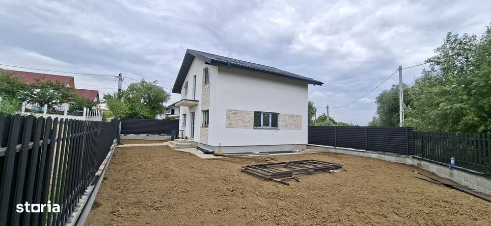 Casa cu 4 camere, 100 mp, Holboca