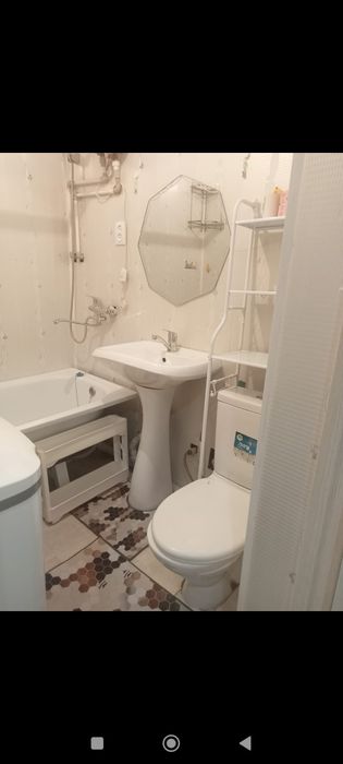 Продам квартиру  на 5 этаже