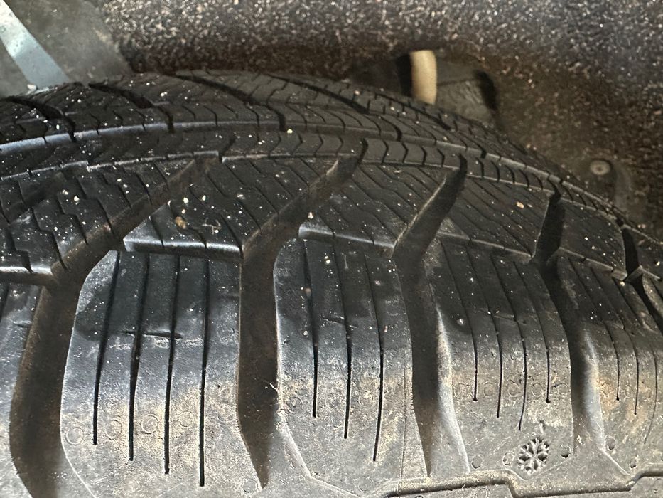 Джанти с гуми за VAG група 215/60/16