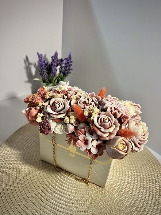 Aranjament din ceara Velvet Desire