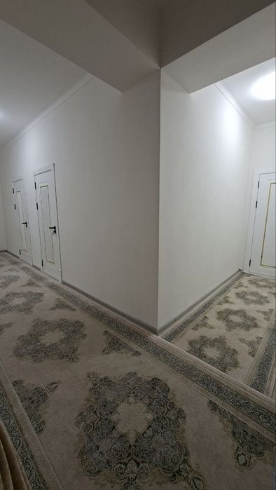 3 xonali uy sotiladi. Termiz Kurant Yangi Nasimiy domi