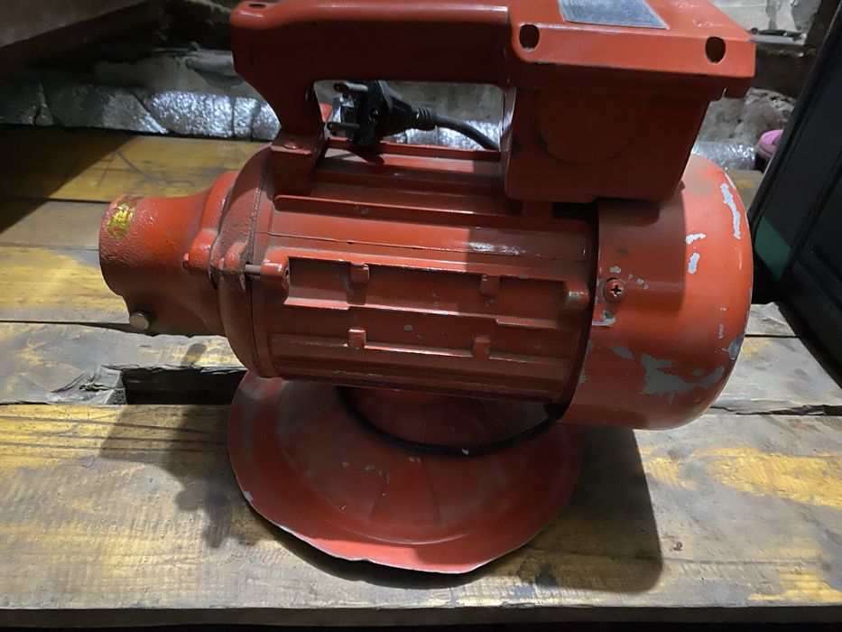 вибратор (новый)