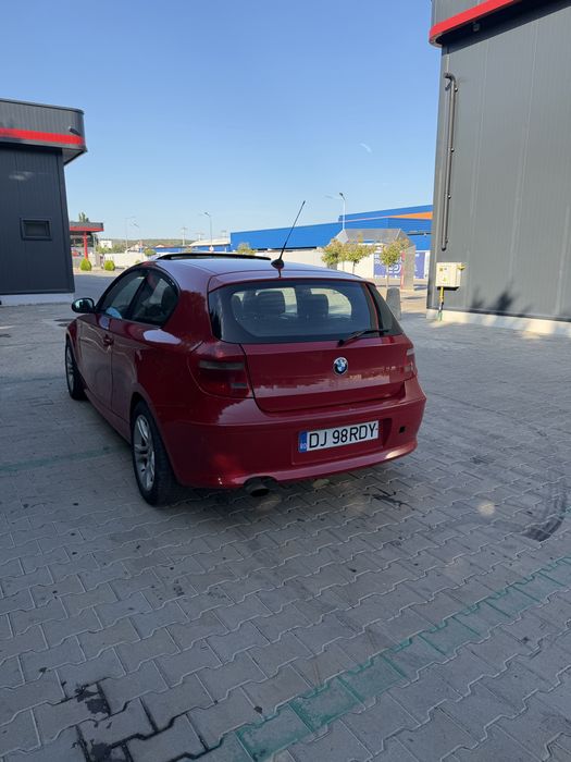 Vand seria 118D masina merge perfect