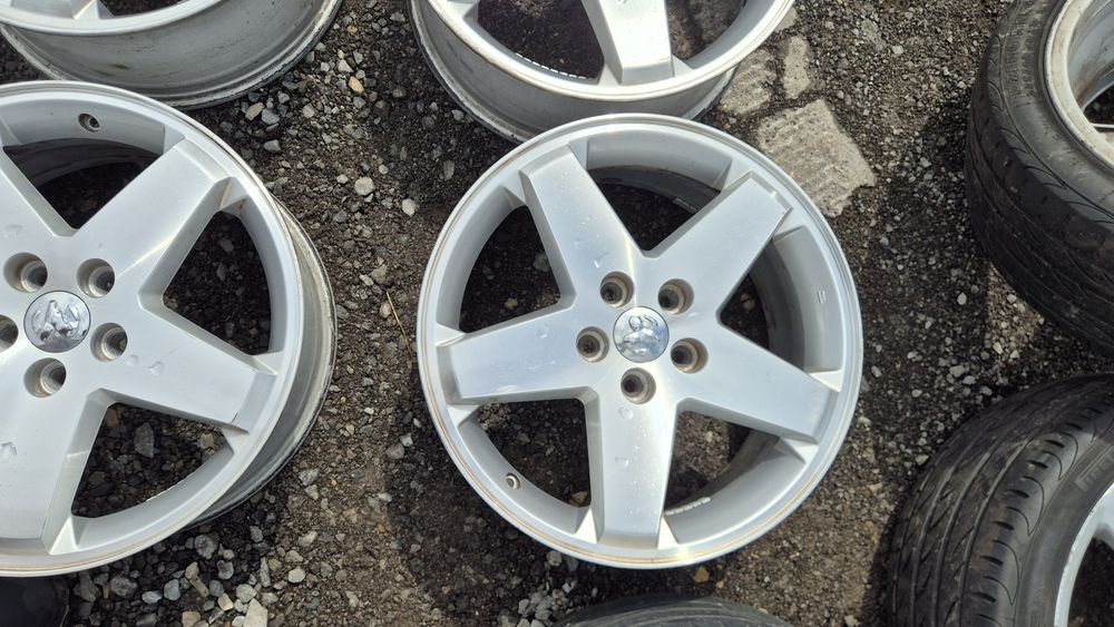 Оригинални джанти 5/114.3 Dodje Caliber 5x114.3