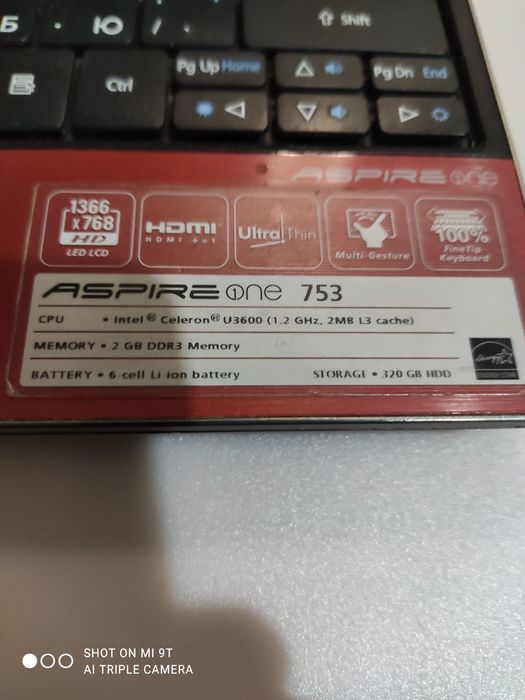 Продам нетбук acer на запчасти