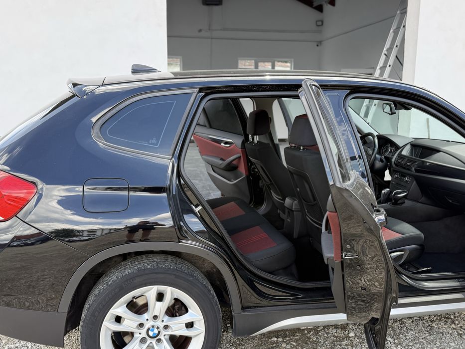 BMW X1 11/2011 E5 2.0d 143 CP Automat SE POATE IN RATE