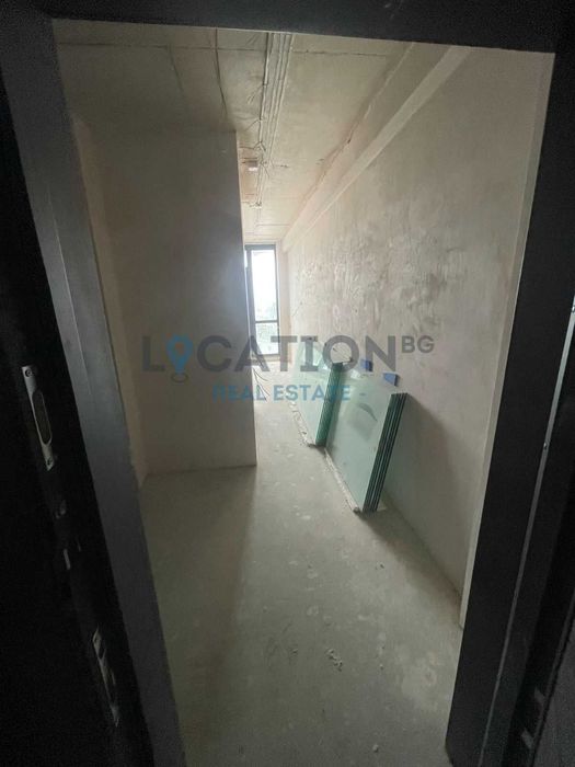 Продава се Едностаен апартамент в Варна, Център - 36 кв.м за 1800 €/кв.м - Снимка #3