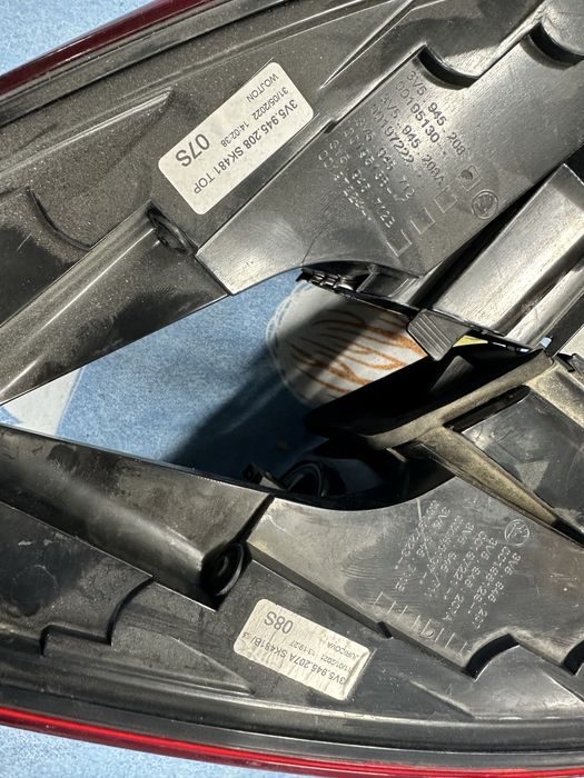 Stopuri stânga dreapta skoda superb 3.v.