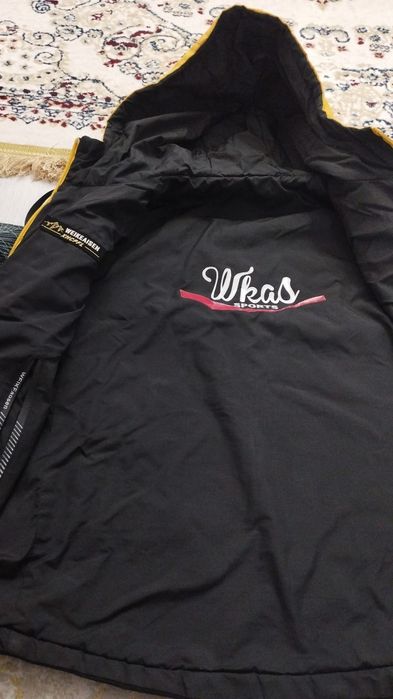 Детская куртка.Біреуі бесплатно