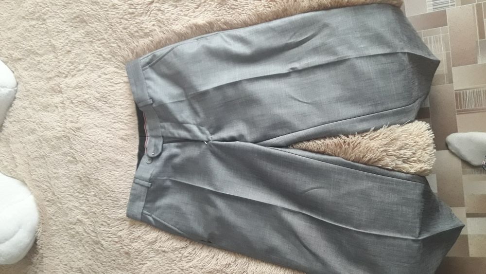 Продам Костюм мужской