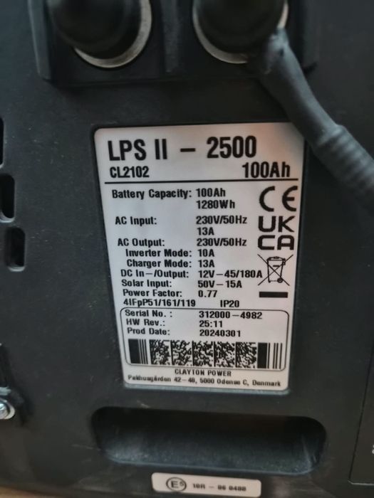 Clayton Power LPS II 2500 stație de putere cu invertor  și baterie litiu-fier-fosfat integrată