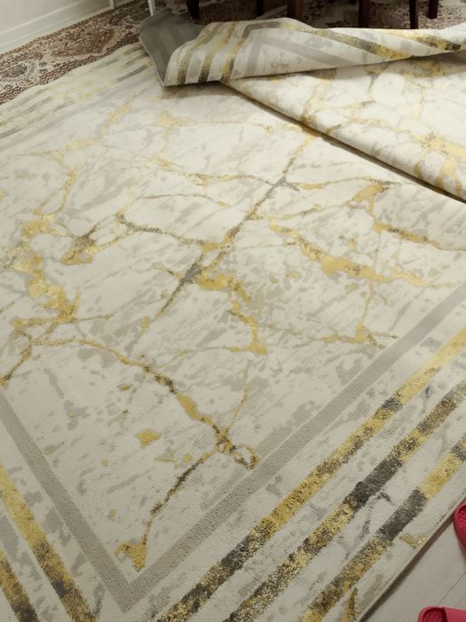 Ковер размером 2.50*5.00