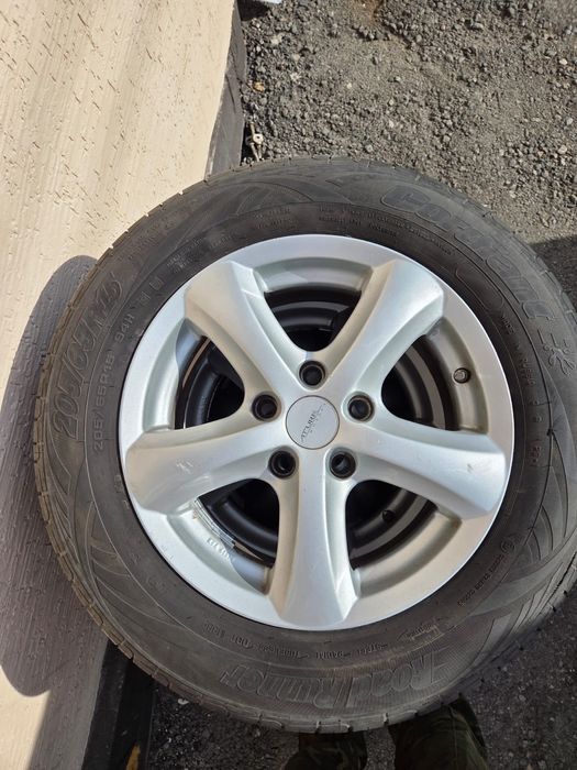 Продам шины с дисками