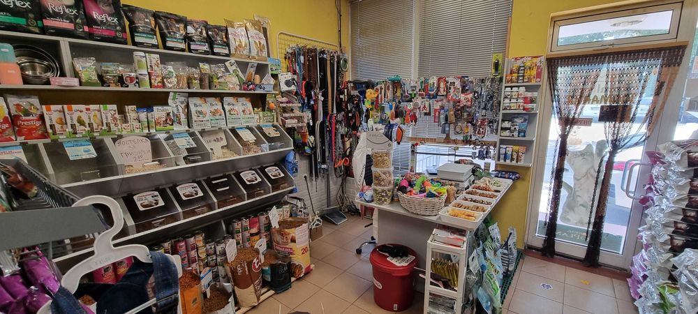 Продава се Заведение в Разград, Център - 32 кв.м за 5313 €/кв.м - Снимка #8