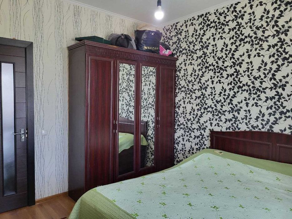 3 xonali kvartira sotiladi. Sergeli 6