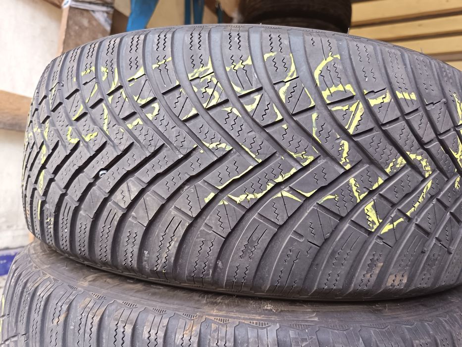 Anvelope MS iarna 215 55 16 hankook 2022 5.7mm