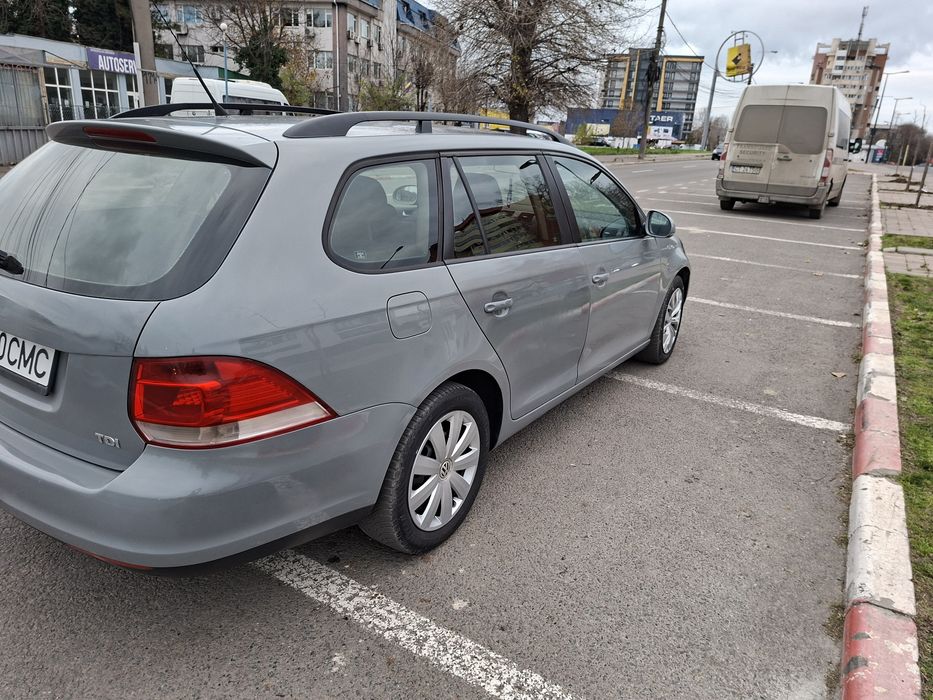 Vând Vw Golf 5 TDi 1.9