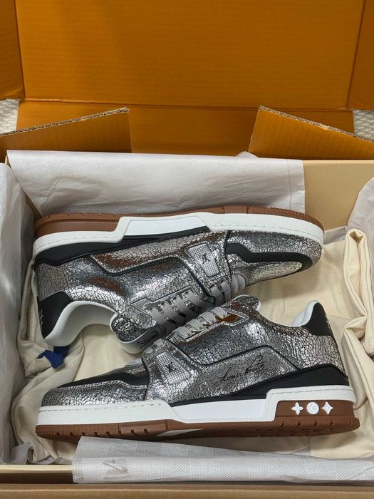 Adidasi Louis Vuitton Trainer Premium