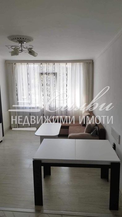 Дава се под наем Тристаен апартамент в Шумен, Болницата - 72 кв.м за 331.5 € - Снимка #2