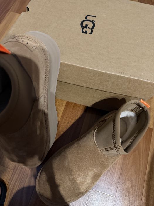 UGG Боти Classic Mini Dipper