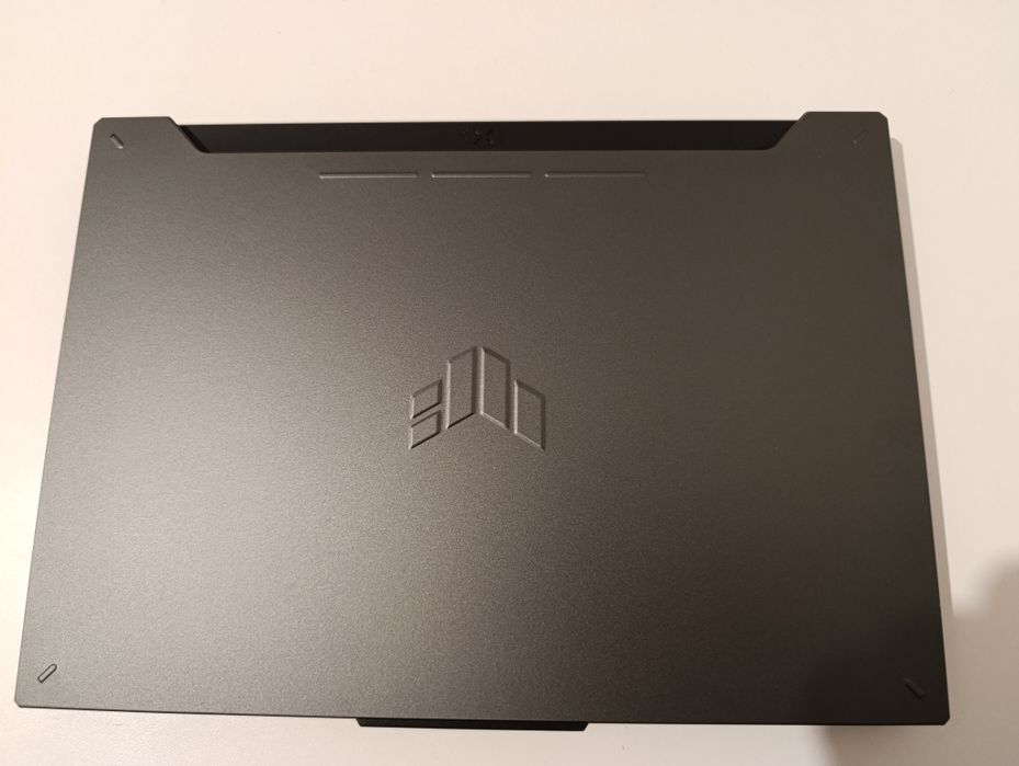 Asus TUF F15 2024 (15.6inch), I7 13th gen, 32ram DDR5, RTX 4060 140W, Baterie 90Wh, NVMe gen4 512gb
