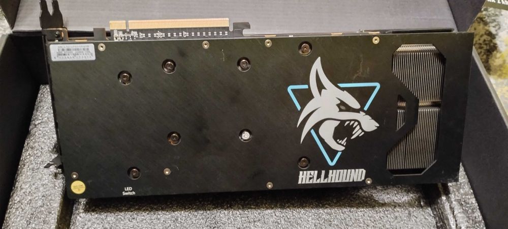 НОВА Radeon RX 6700 XT 12GB Powercolor Hellhound