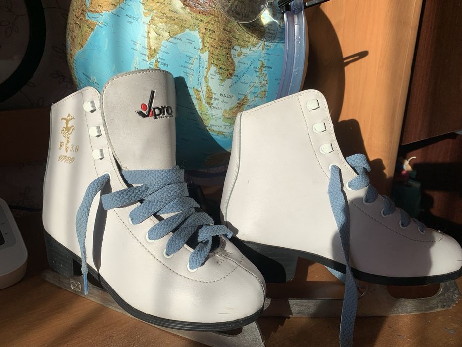 Фигурные коньки для девочек