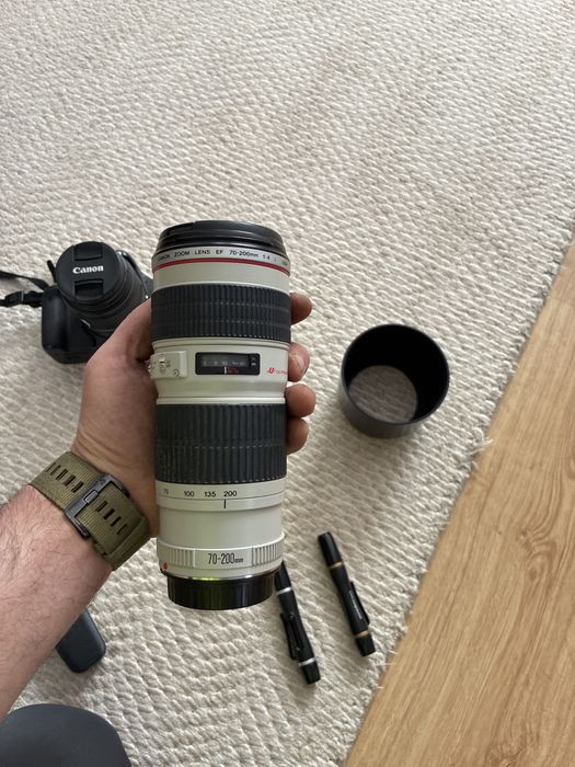 Canon  eos  550D plus lentile