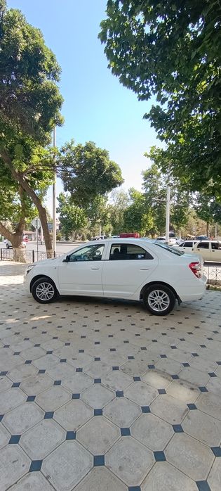 Продам автомобиль кобальт